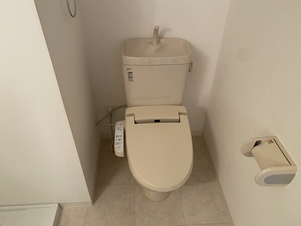 キャッスルコート西新町の物件内観写真